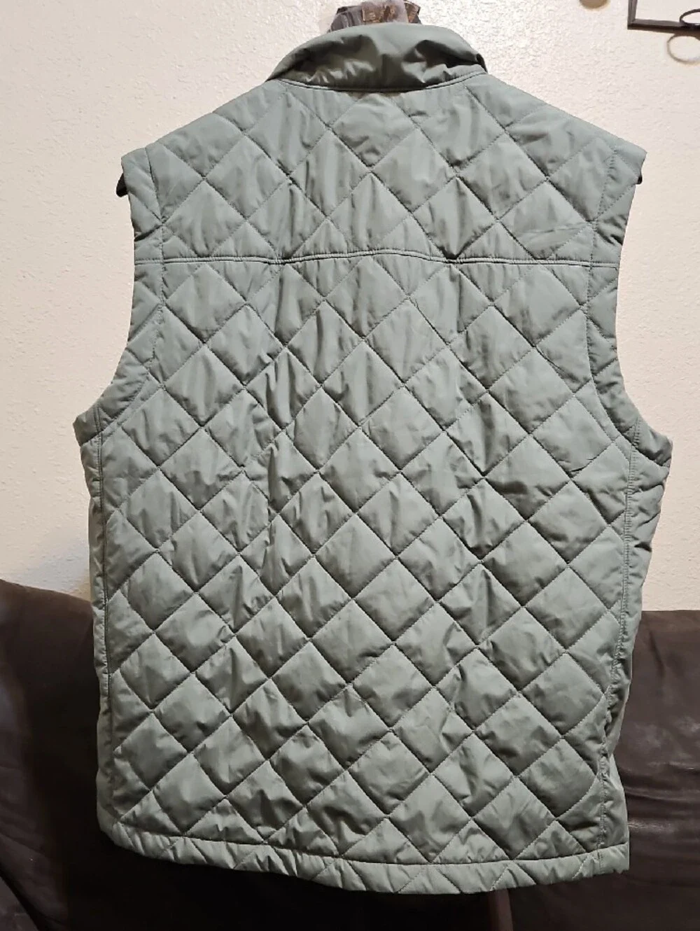 Vineyard Vines quilted sleeveless